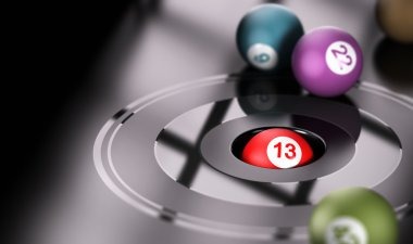 Mobile phone displaying yy123 dashboard with live games and sports markets